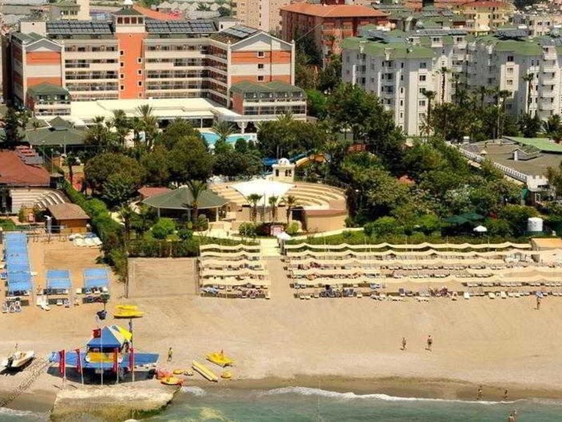 Insula Resort & Spa 4 - Exterior