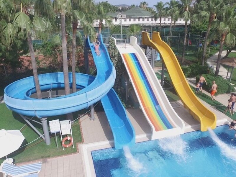 Insula Resort & Spa 9 - Outdoor Pool