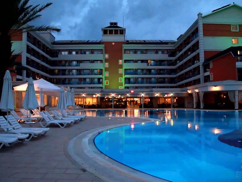 Insula Resort & Spa 14 - Outdoor Pool