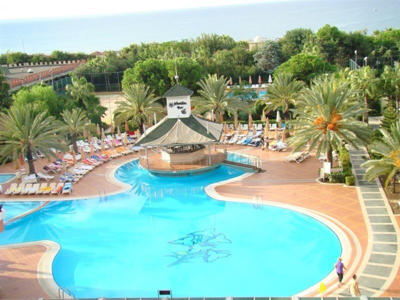 Insula Resort & Spa 19 - Outdoor Pool