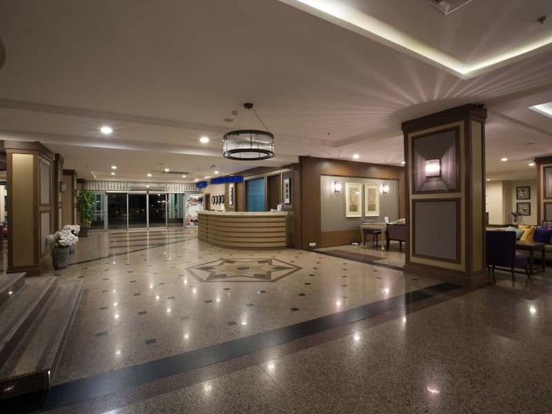 Insula Resort & Spa 21 - Lounge / Lobby