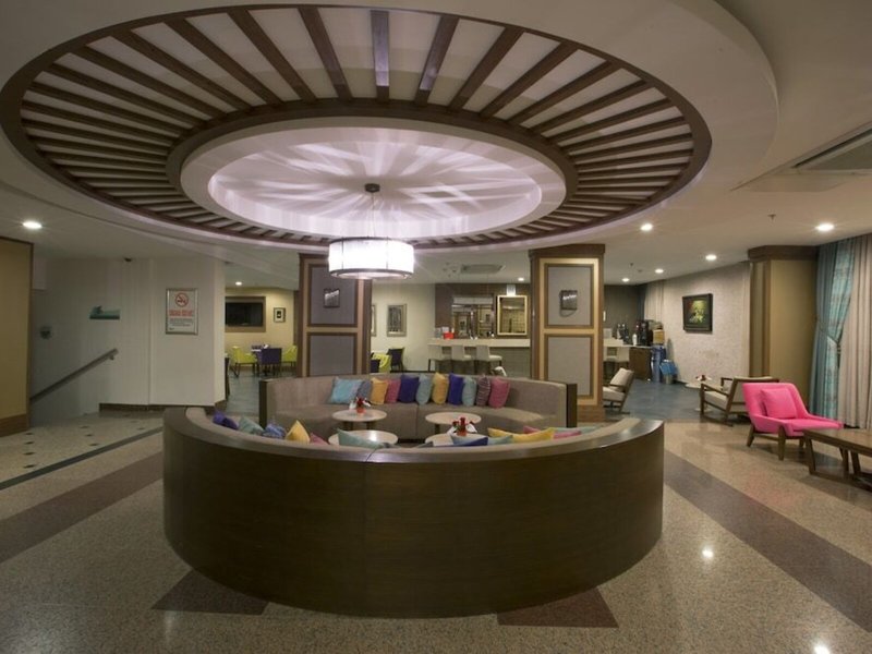 Insula Resort & Spa 23 - Lounge / Lobby