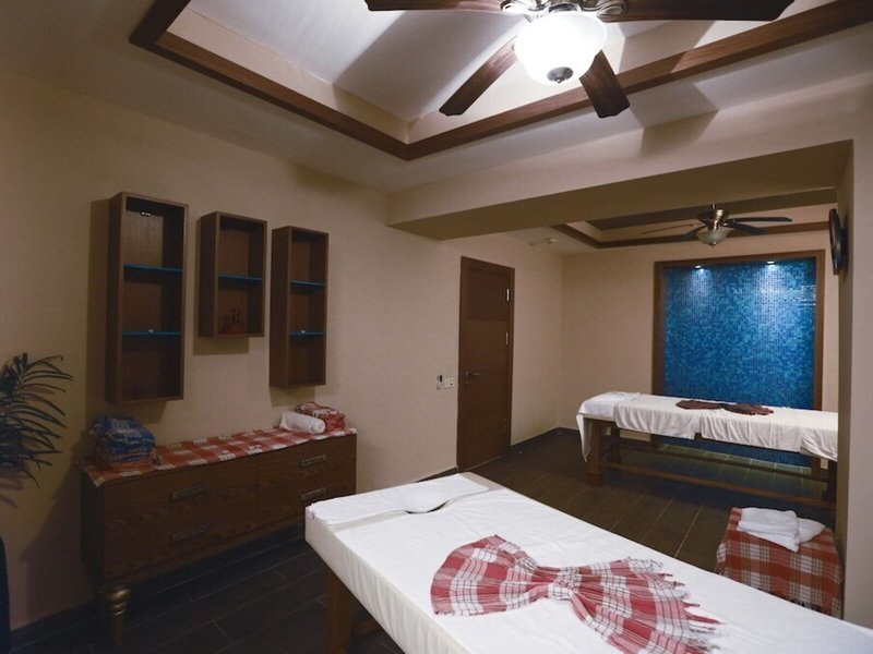 Insula Resort & Spa 43 - Room Example