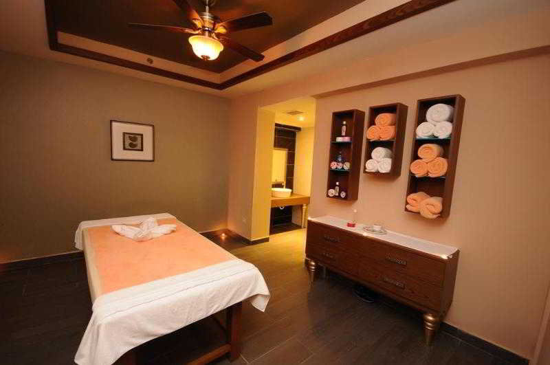 Insula Resort & Spa 1 - Sports and leisure