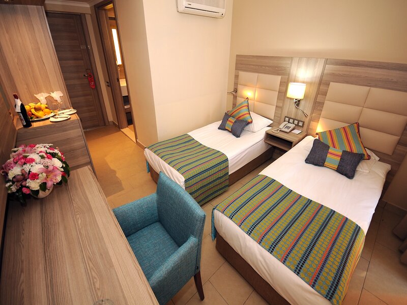 Insula Resort 6