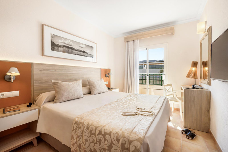 VIVA Cala Mesquida Resort & Spa 9