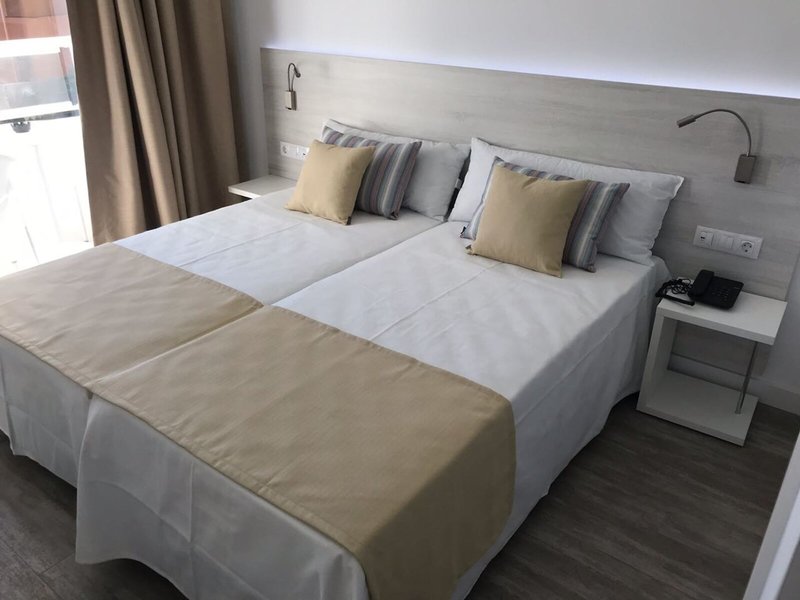 BelleVue Vistanova 33