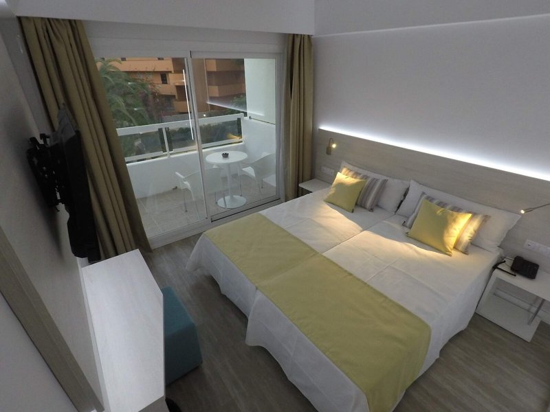 BelleVue Vistanova 34