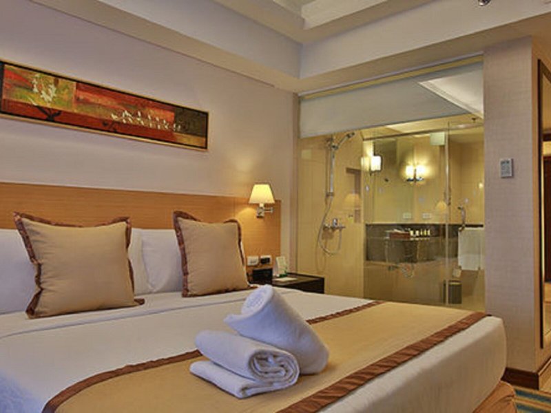 Luxent Hotel 1