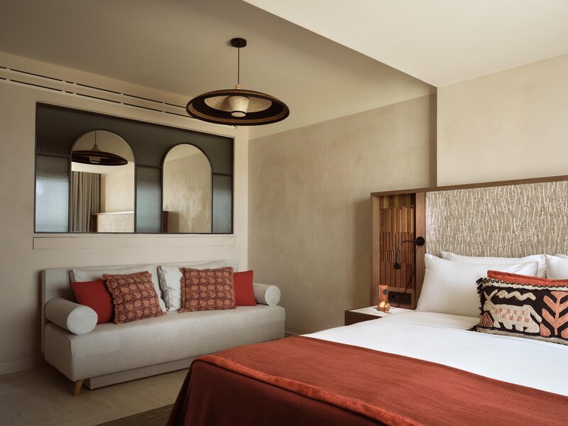 Eagles Palace 28