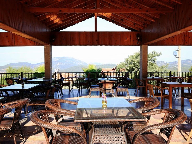 Yel Holiday Resort 24