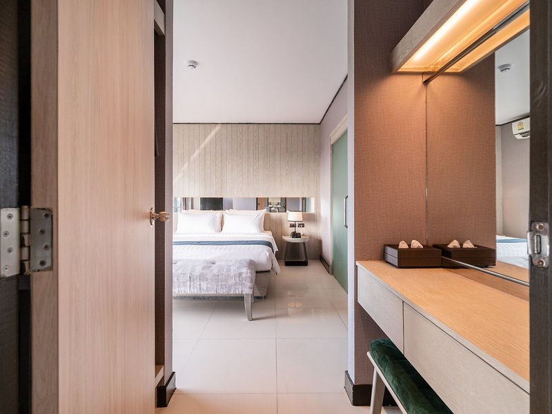 The Radiance 28