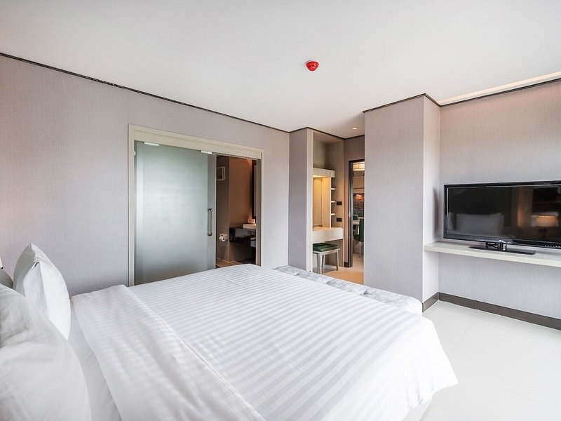The Radiance 34