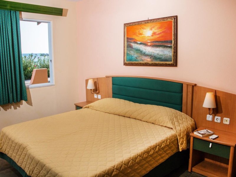 Limanaki Apartments 5