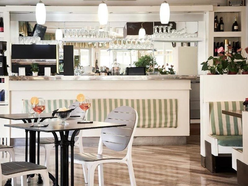 Hotel Villa Roma 6