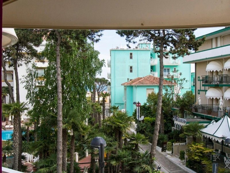 Hotel Villa Roma 23