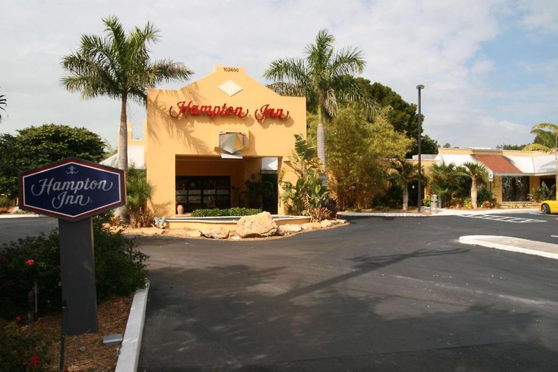 Hampton Inn at Manatee Bay 1