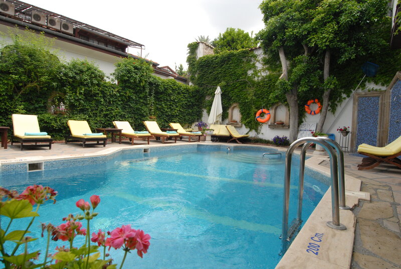 Aspen Hotel 3