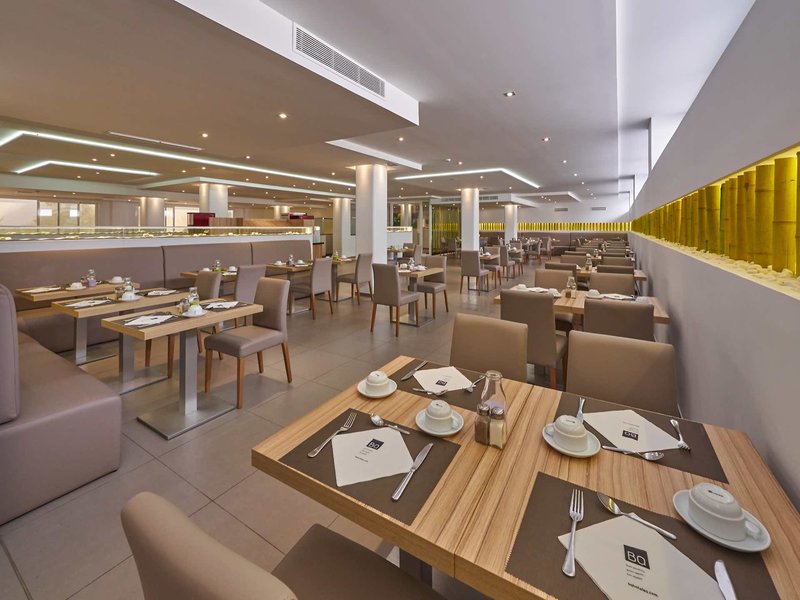 BQ Hotel Amfora Beach Hotel 9