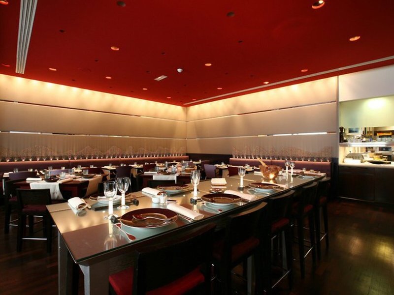 Marignan Champs-Elysees Paris 10