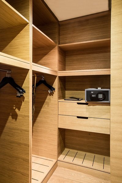 Marignan Champs-Elysees Paris 35