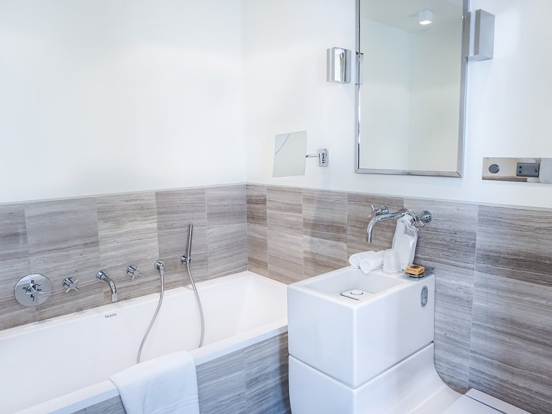 Marignan Champs-Elysees Paris 37