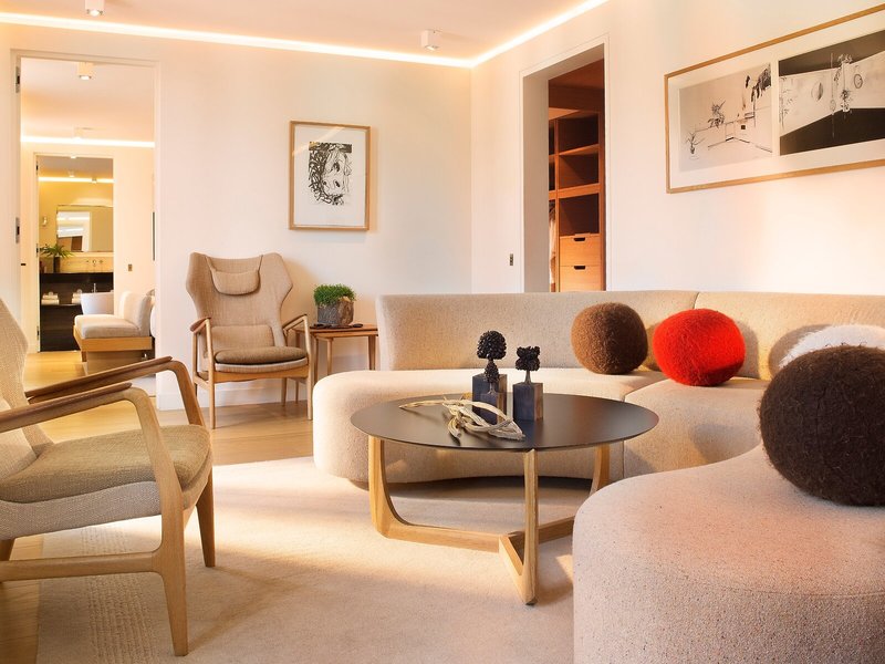 Marignan Champs-Elysees Paris 48