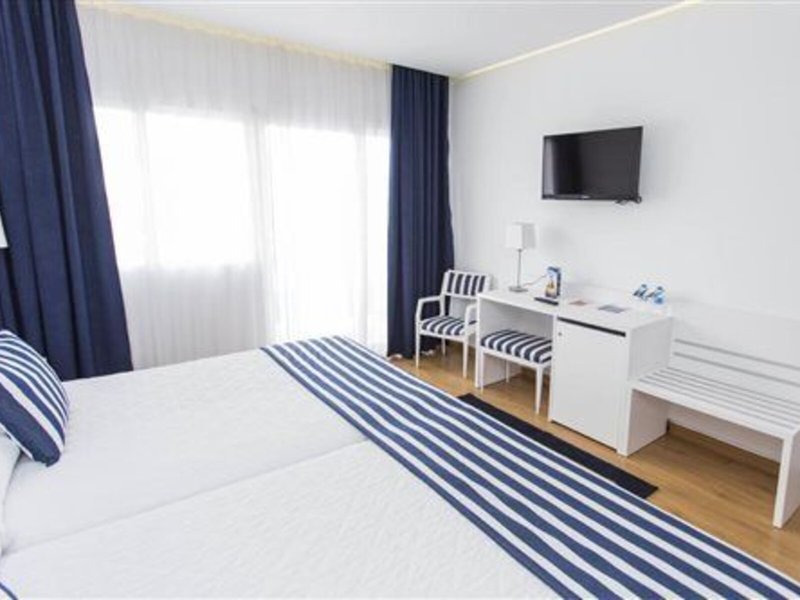 Voramar 44