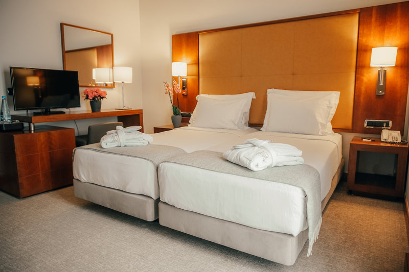 Dom Carlos Liberty 4