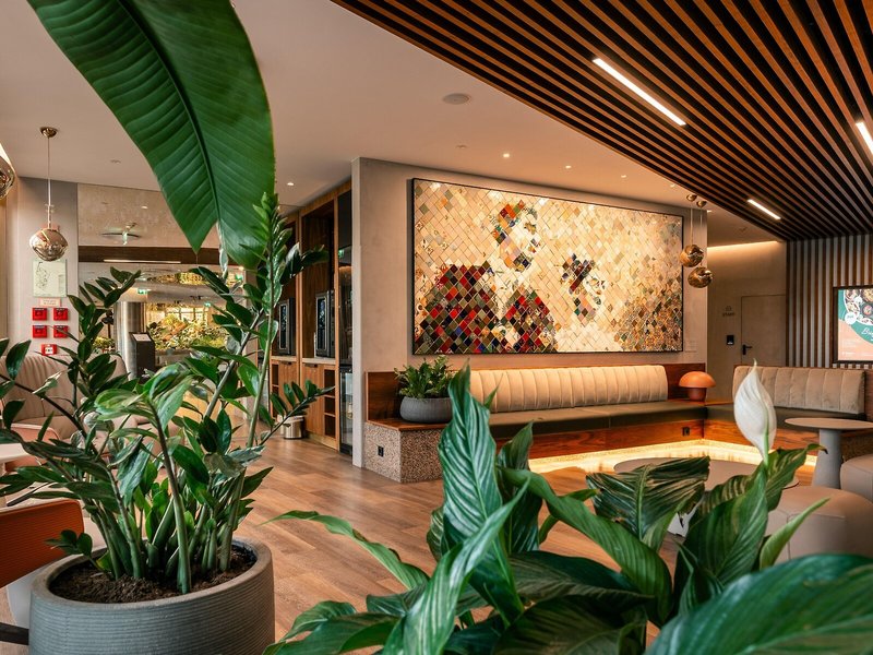 Holiday Inn Lisbon Continental 10