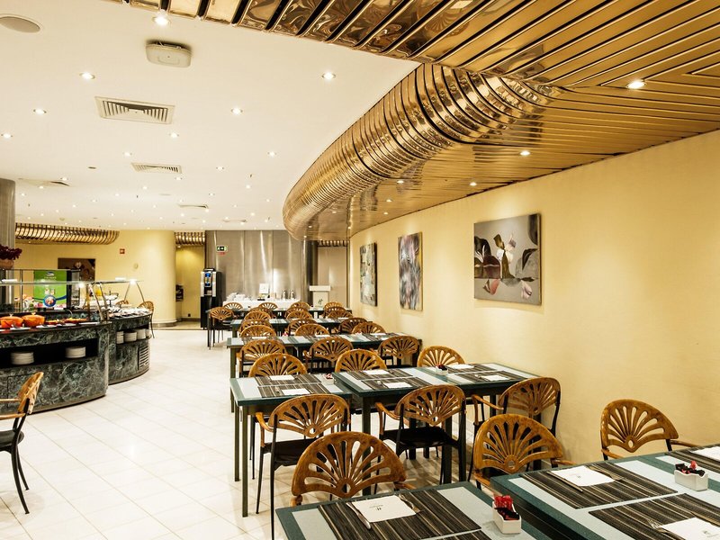 Holiday Inn Lisbon Continental 20