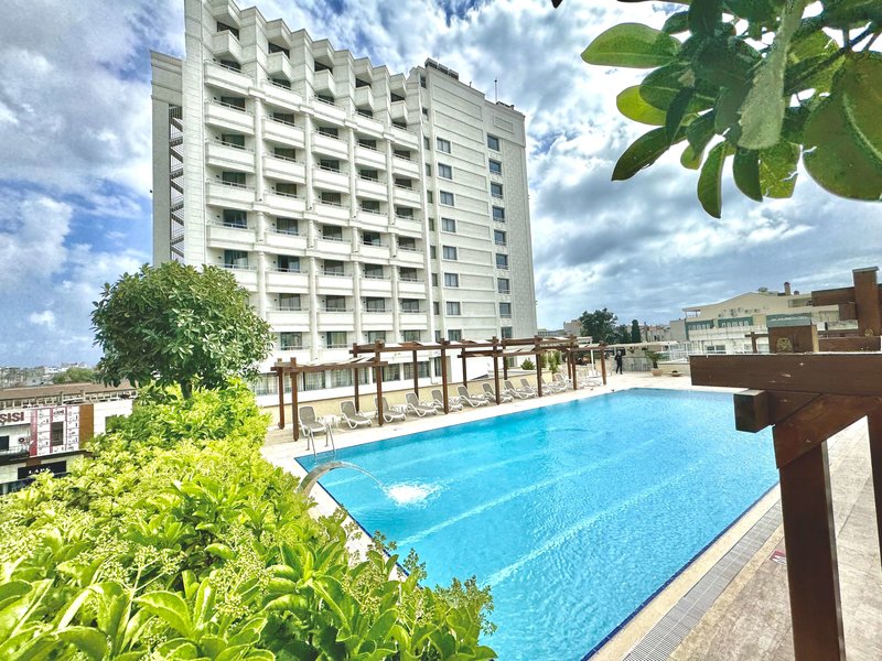 Best Western Plus Khan Hotel 1