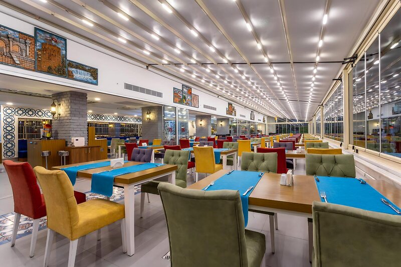 Best Western Plus Khan Hotel 10
