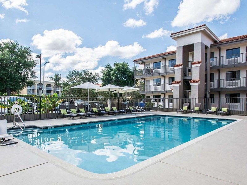 Quality Inn & Suites by the Parks