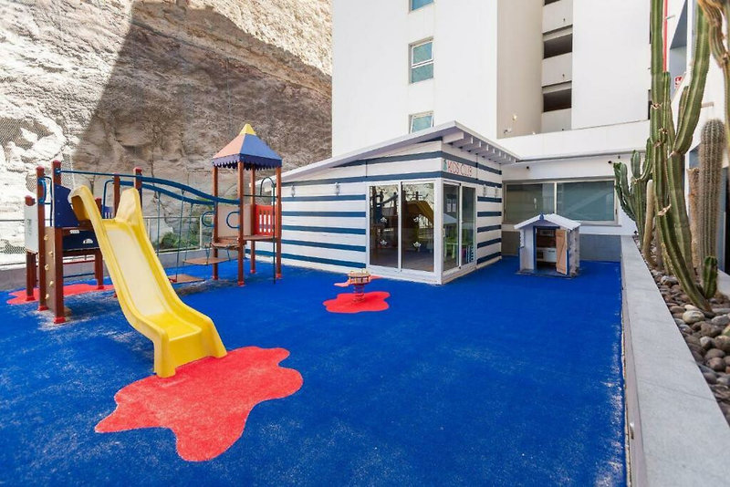 Marina Suites 7