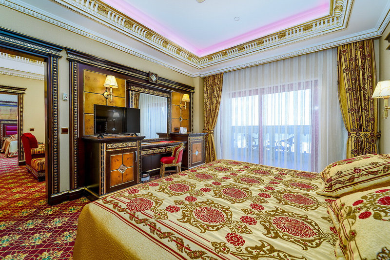 Club Hotel Sera 10