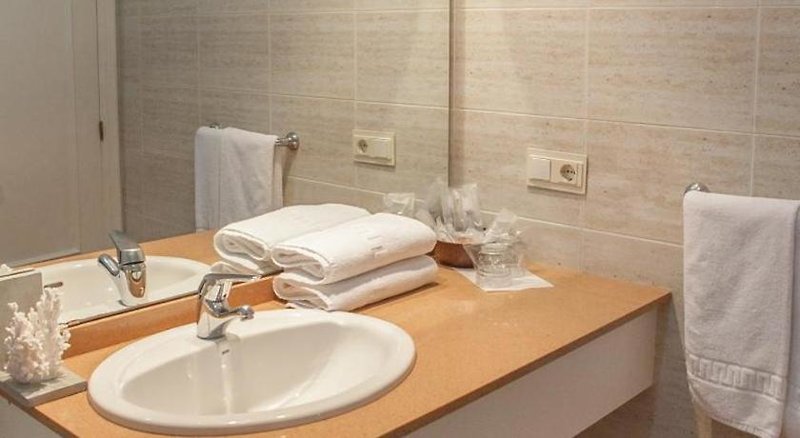 Aguadulce 1 - Bathroom Example