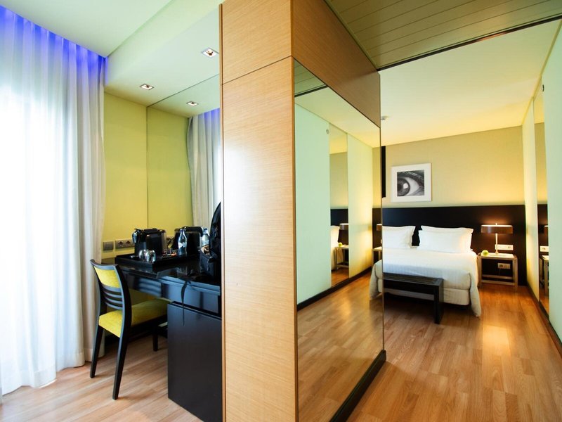 SANA Capitol Hotel 16