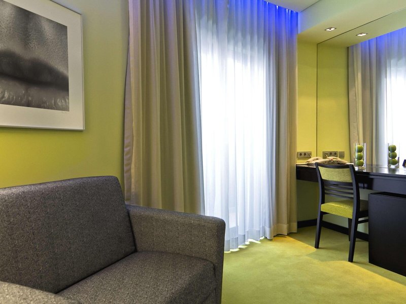 SANA Capitol Hotel 21