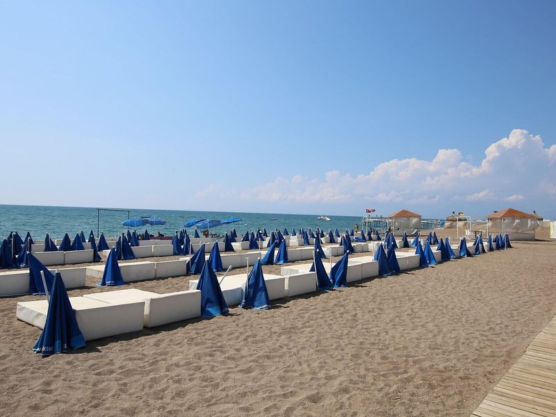 Laren Family Hotel & Spa  7