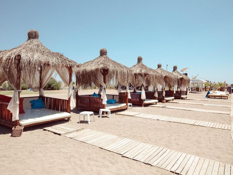 Laren Family Hotel & Spa  8