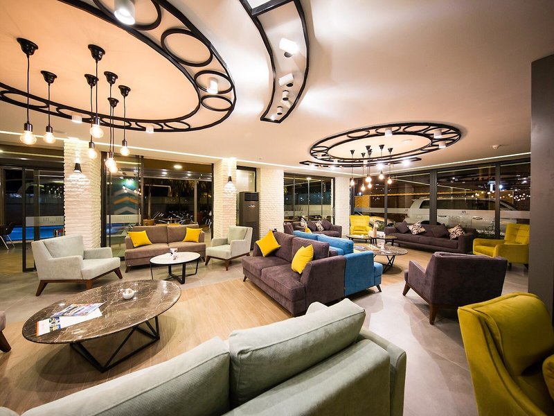 Laren Family Hotel & Spa  20