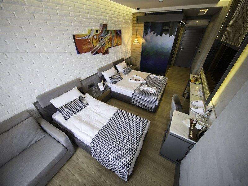 Laren Family Hotel & Spa  50