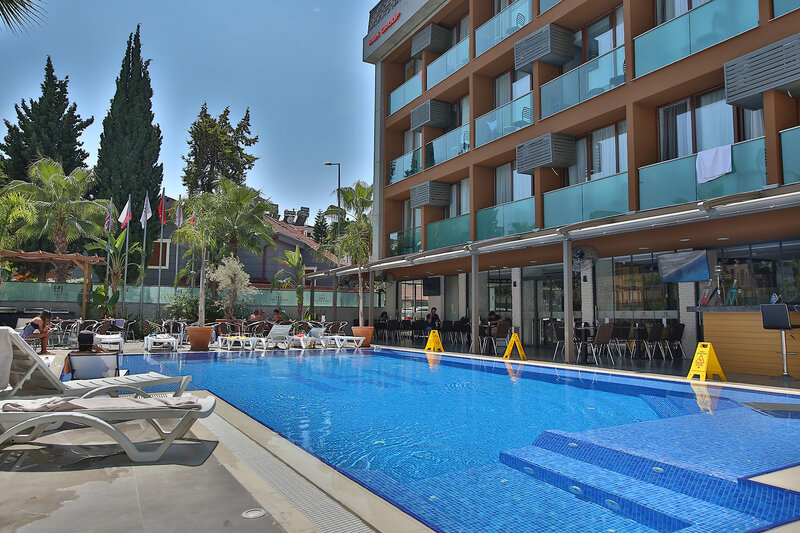 Laren Family Hotel & Spa 5
