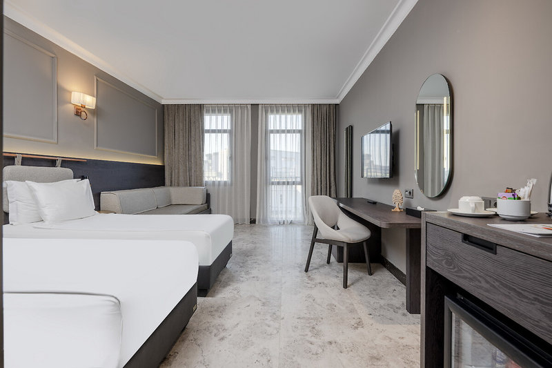 Adora Hotel & Resort 5