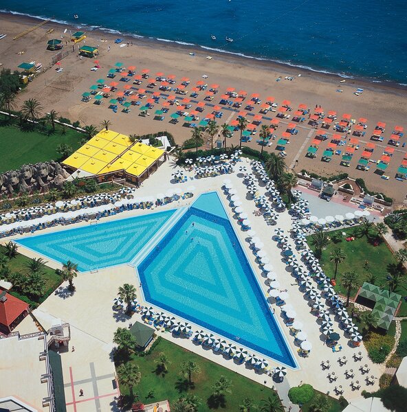 Adora Hotel & Resort 7