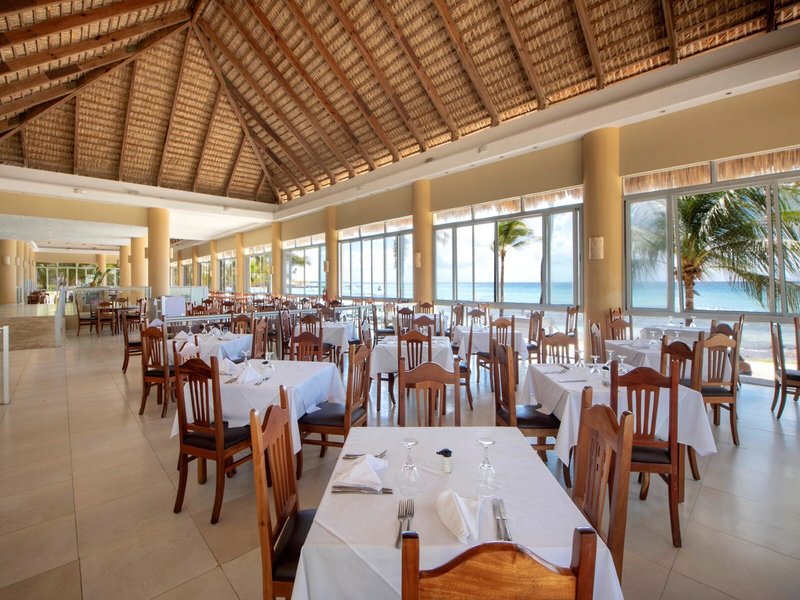 Viva Dominicus Beach by Wyndham 15