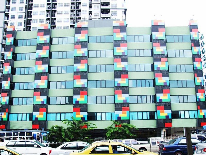 Grand Tower Inn Sathorn 1