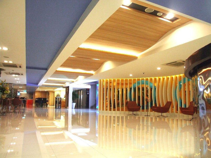 Grand Tower Inn Sathorn 4