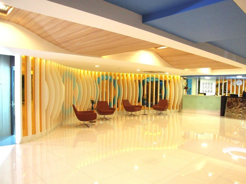 Grand Tower Inn Sathorn 5